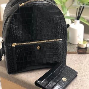 TORY BURCH EMERSON BACKPACK CROC EMBOSSED BLACK + MATCHING WALLET